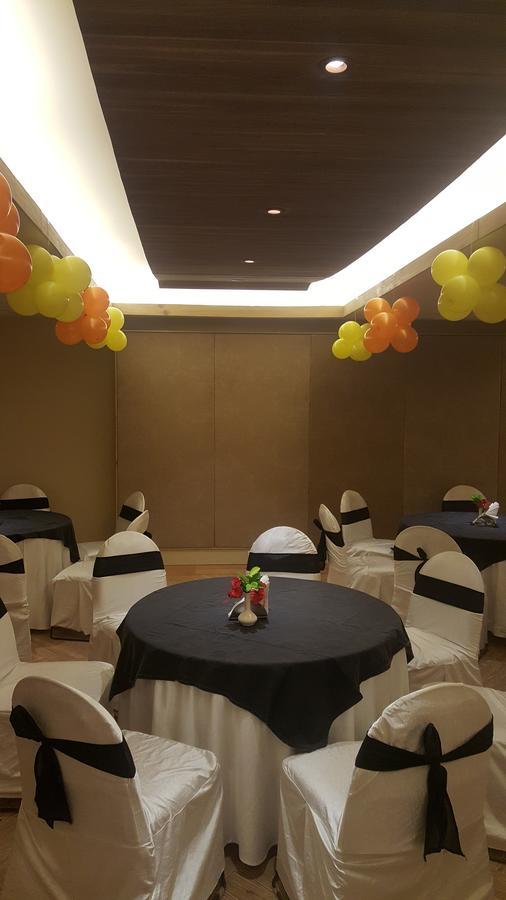 Downtown Resorts Nh8 Dhāruhera 外观 照片